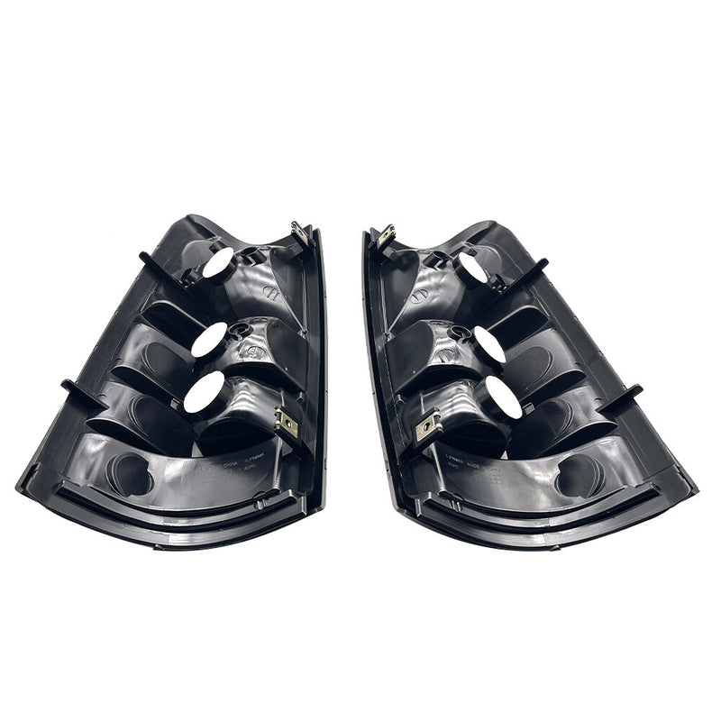 DURAFORCE Tail Light Lamp Set For 2004-2006 GMC Sierra 1500 Truck Left and Right