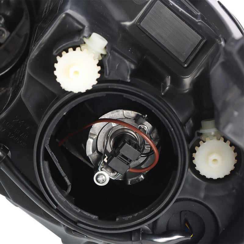 DURAFORCE Right Headlight For 2019 2020 Chevrolet Malibu Halogen Type Headlamp