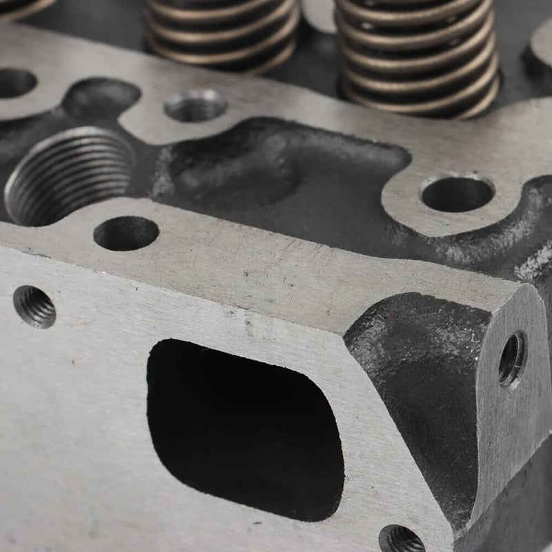DURAFORCE D722 Complete Cylinder Head For Kubota Bobcat D722 Engine 16689-03049