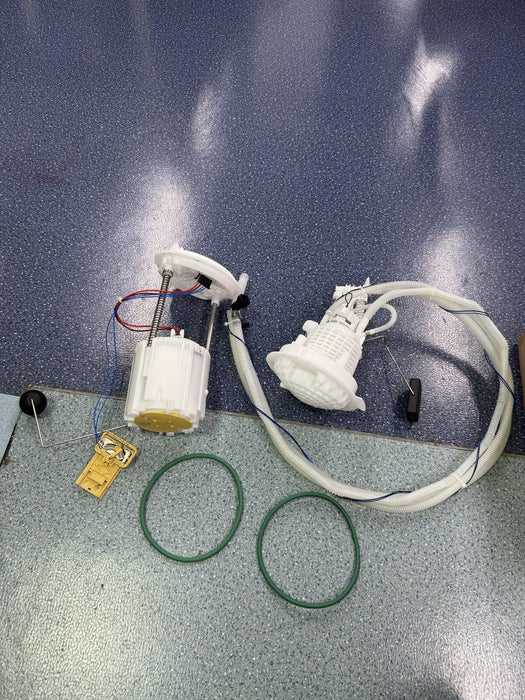 DURAFORCE Fuel Pump Left+Right For 05-15 Chrysler Dodge Charger Challenger 5136023 5136022