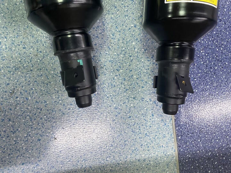 DURAFORCE 2pc Front Left& Right For Lexus LS600 LS460 AWD 08-16 Air Suspension Shock Strut