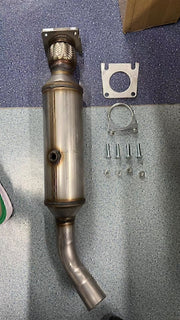 DURAFORCE Catalytic Converter FitFor Chrysler Town & Country Dodge Grand Caravan 3.3L/3.8L