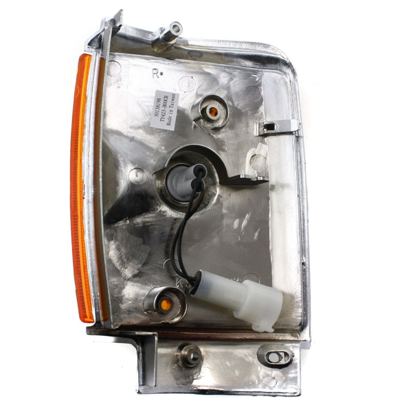 DURAFORCE Corner Light For 84-86 Toyota Pickup w/ chrome trim Set of 2 LH RH w/ Bulbs