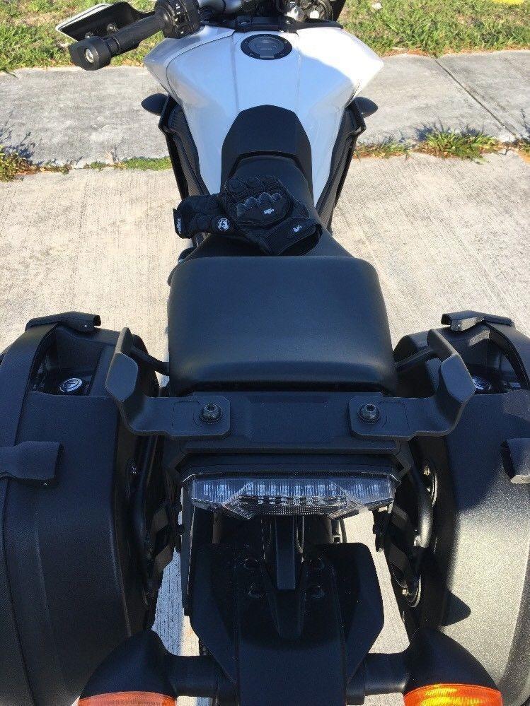 DURAFORCE Universal Detachable Hard Saddlebags white face Plate For Suzuki Honda cruisers
