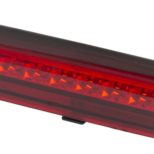 LED Third Brake Tail Light for Chevy Suburban Tahoe GMC Yukon 2000-2006 Red