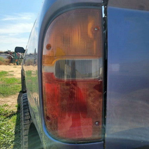 Left Side Tail Light With Bulb for Toyota Tacoma 1995-2000 Brake Lamp