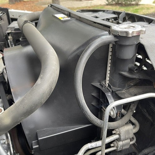 For Dodge Ram 1500 2500 3500 09 18 4.7L 5.7L Engine Cooling Radiator Fan Shroud