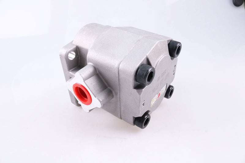 DURAFORCE Hydraulic Oil Pump 67810-76100 76102 for Kubota B8200 B1750 B1550 B1600