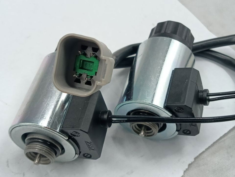 DURAFORCE New UC4020757708 Solenoid Valve for Komatsu WA270 WA320 WA200-6/7/8