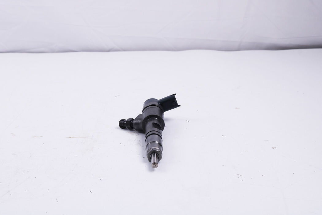 DURAFORCE New 0445110777 Fuel Injector 1J801-53052 for Kubota V1803 V2403 Engine