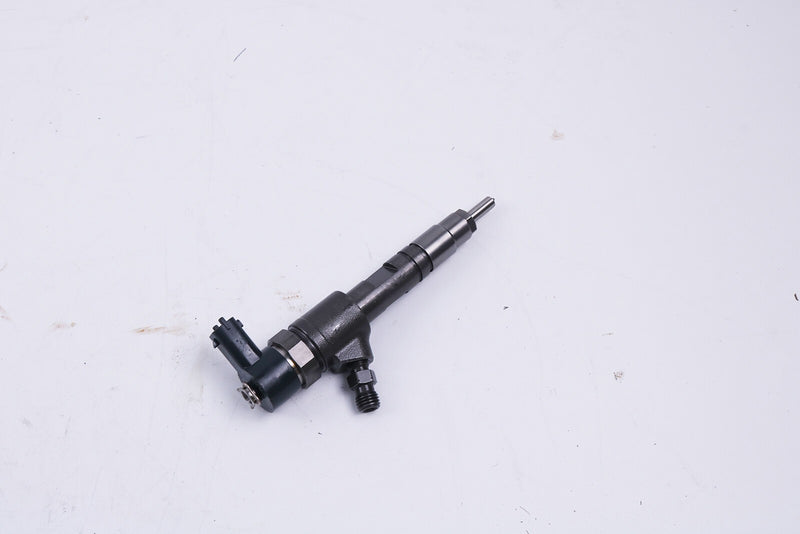 DURAFORCE 4X New Kubota Fuel Injector 0445110777 1J801-53052 for KX040 L4701 V2403