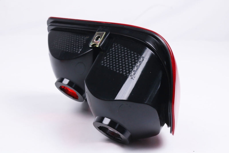 DURAFORCE Right Tail Light AM132642 for John Deere X465 X475 X485 X495 X575 X585 X595 X700