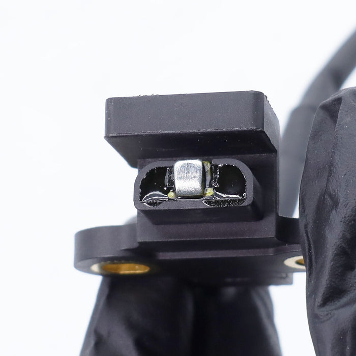 DURAFORCE 2x Camshaft Position Sensor for KIA Sorento V6 3.5L 2003-2006 3931839800