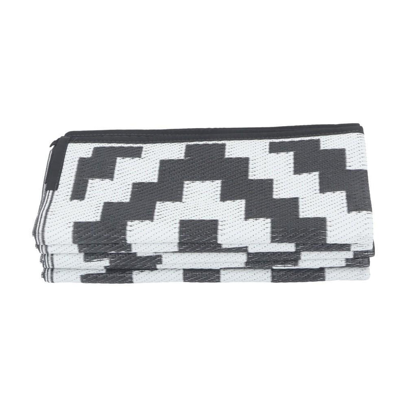 DURAFORCE 8x10ft Outdoor Plastic Straw Rug For Camping Outdoor Carpet RV Mat Black & White