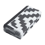 DURAFORCE 8x10ft Outdoor Plastic Straw Rug For Camping Outdoor Carpet RV Mat Black & White