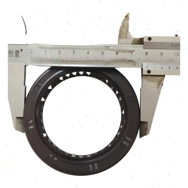 1C020 04140 6680680 Oil Seal for Bobcat S250 Kubota V2607 Part Replacement