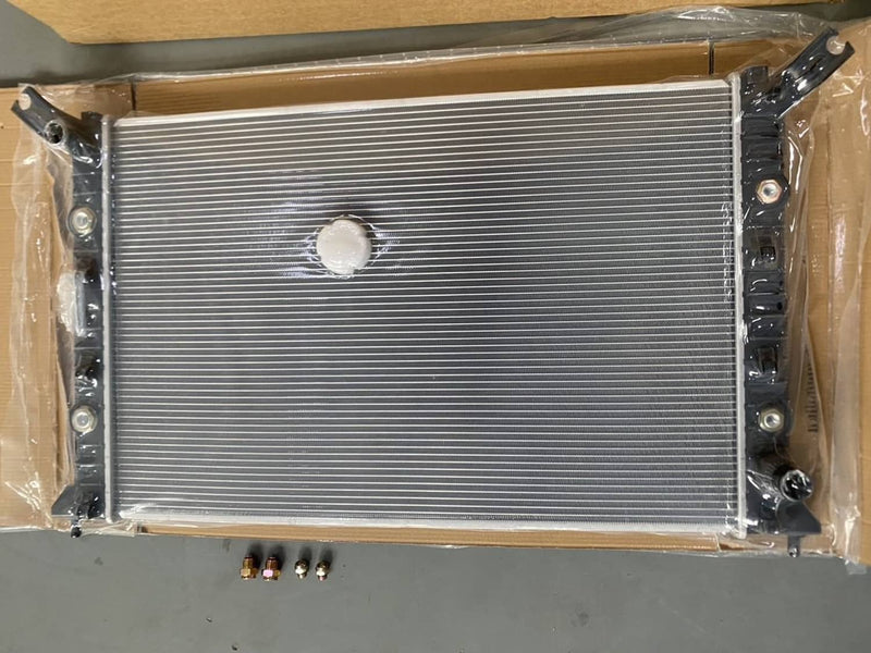 Radiator for Chevy Silverado 2500 HD 3500 HD GMC Sierra 2500 HD 6.0L